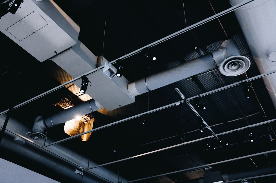 Jak wybrać zakończenie przewodów wentylacyjnych do sufitów podwieszanych?
